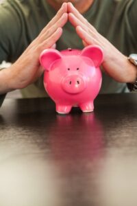 Ahorra con propósito: cómo los seguros de ahorro te ayudan a planificar para el futuro